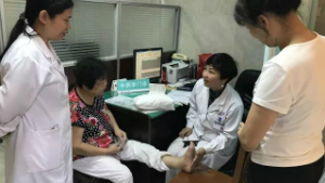 喜讯 | 师承学员卢兰芳开诊广州市第一人民医院中药学门诊